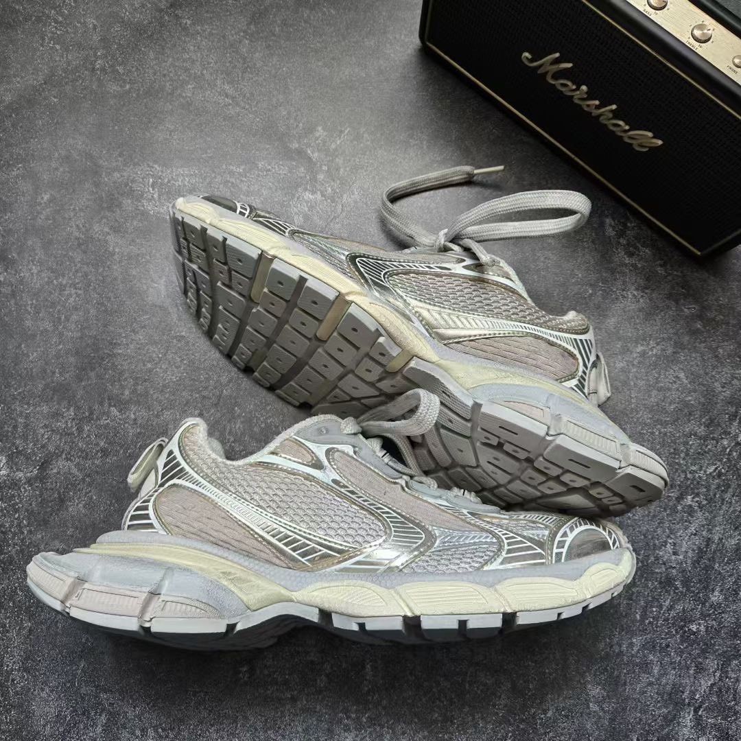 Balenciaga Balenciaga Beige Lowtop Sneakers XXXL Men Size US 10 / EU 43 - 8 Thumbnail