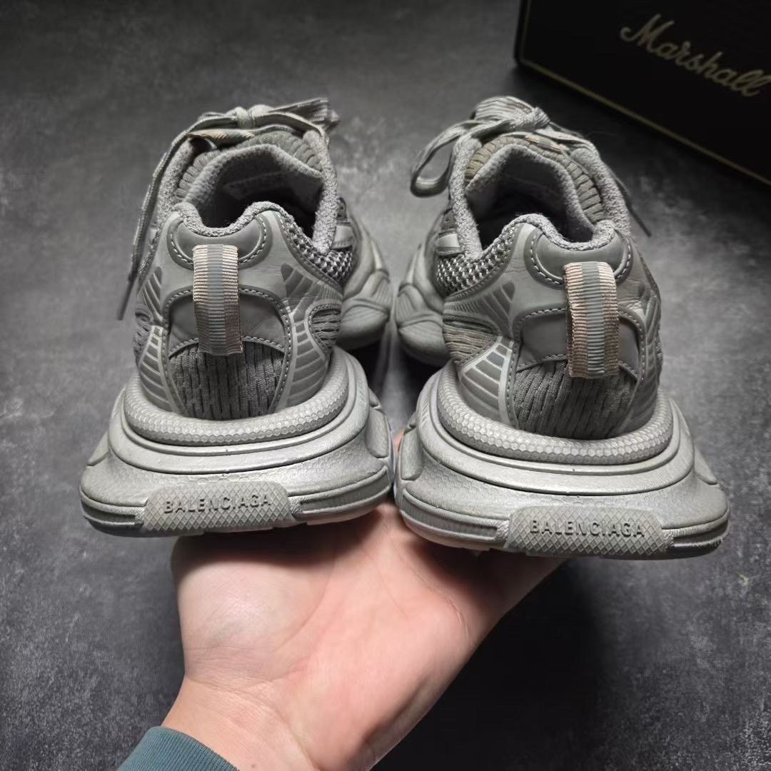 Balenciaga Balenciaga Reflective White Lowtop Sneakers XXXL Women Size US 8 / IT 38 - 3 Thumbnail