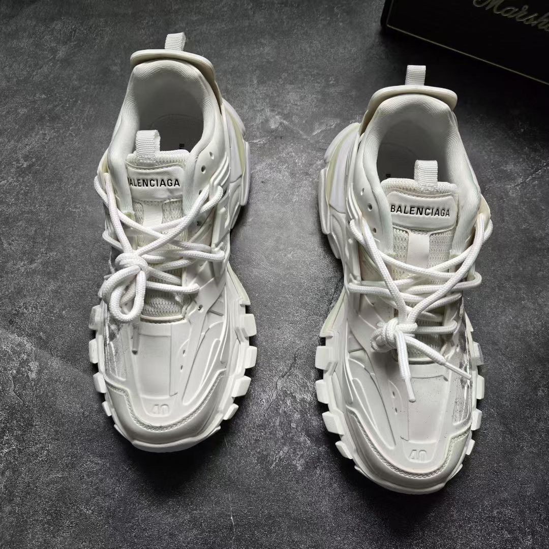 Balenciaga Balenciaga Graphic White Lowtop Sneakers 40 Men Size US 7.5 / EU 40-41 - 2 Thumbnail