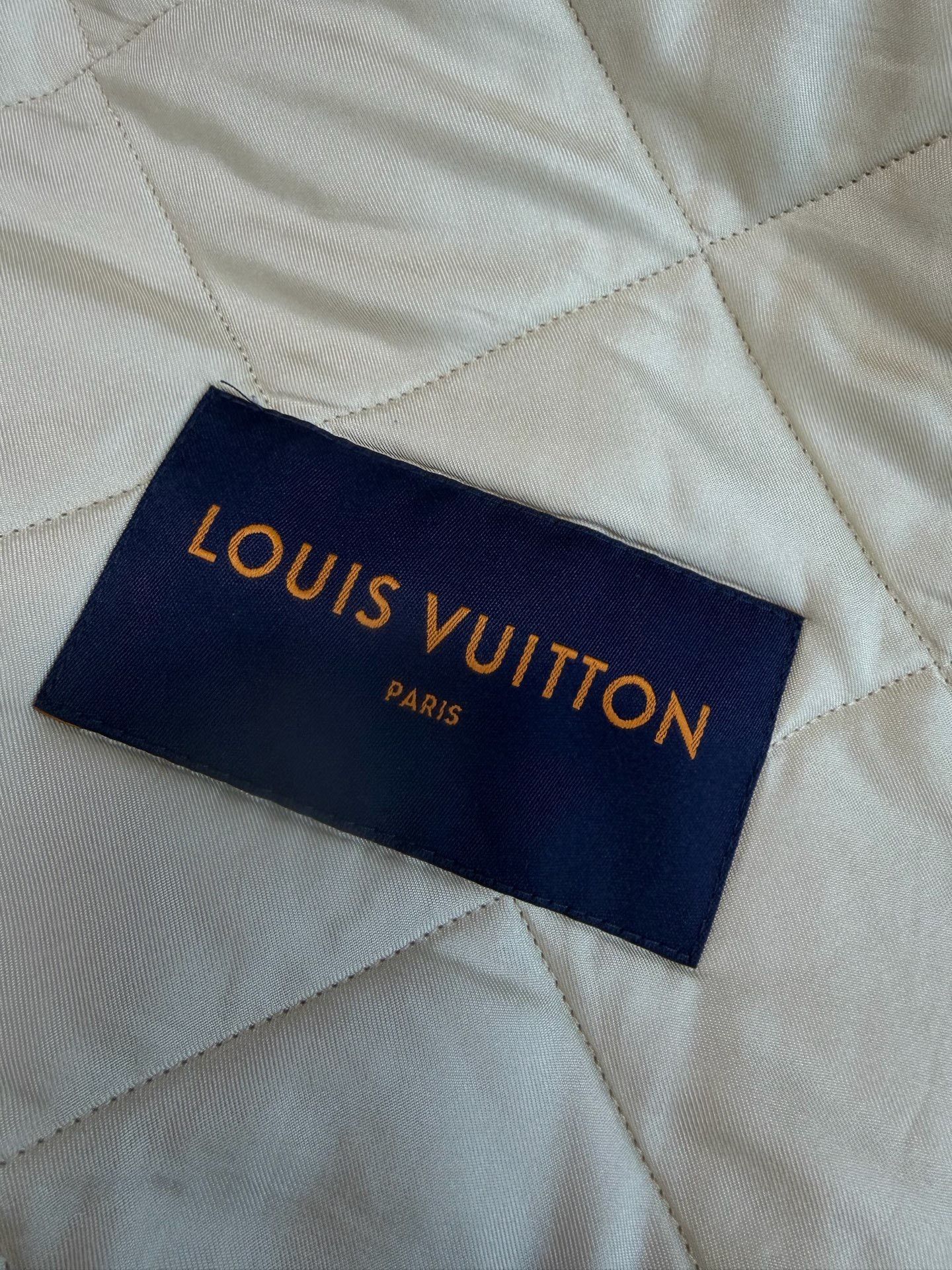 Louis Vuitton Louis Vuitton Floral Heavy Coat Men Size US M / EU 48-50 / 2 - 4 Thumbnail