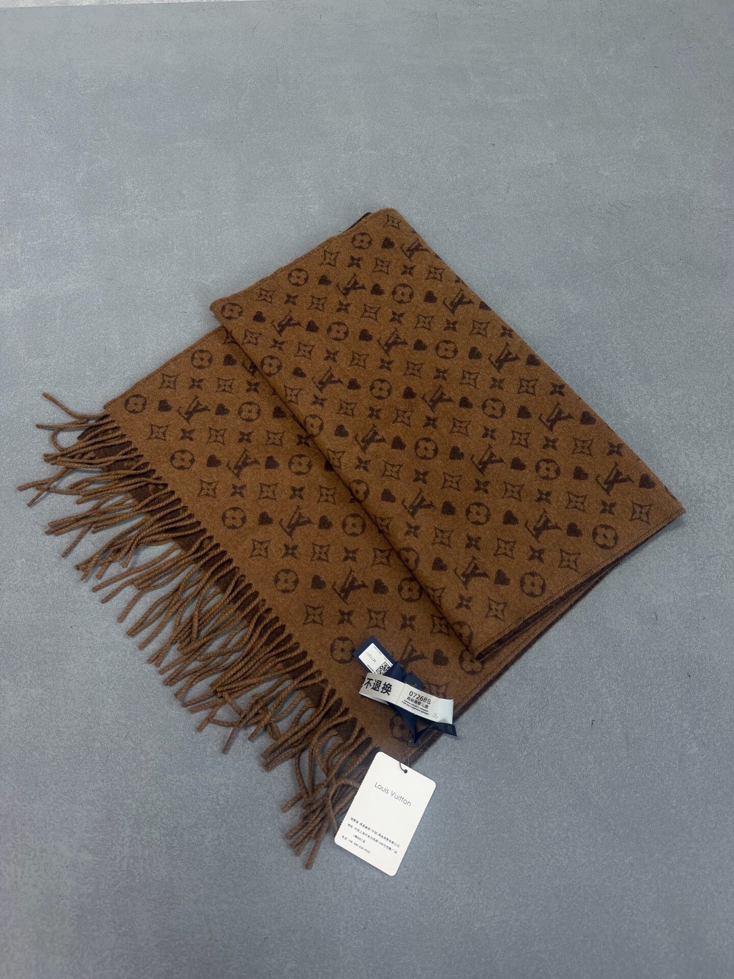 Louis Vuitton Louis Vuitton Thermal Printed Brown Scarf M Men Size ONE SIZE - 3 Thumbnail