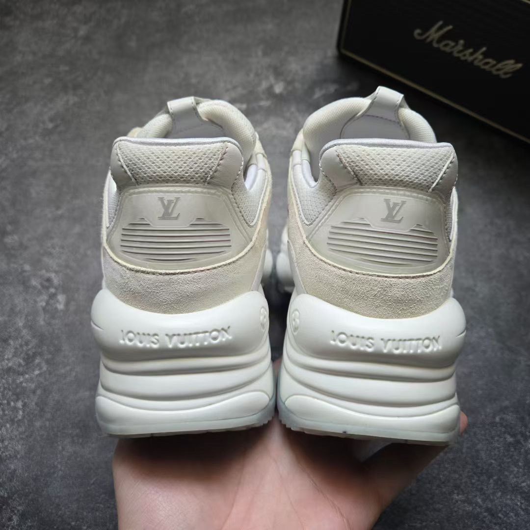 Louis Vuitton Louis Vuitton Running White Lowtop Sneakers 38 Men Size US 6 / EU 39 - 3 Thumbnail