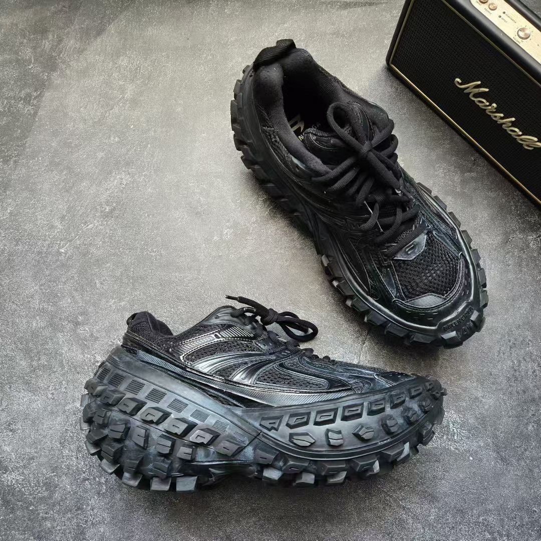 Balenciaga Balenciaga Black Lowtop Sneakers 41 Men Size US 8.5 / EU 41-42 - 6 Thumbnail