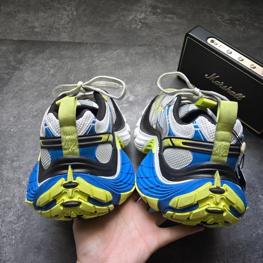 Balenciaga Balenciaga Green Lowtop Sneakers XL Men Size US 10 / EU 43 - 3 Thumbnail