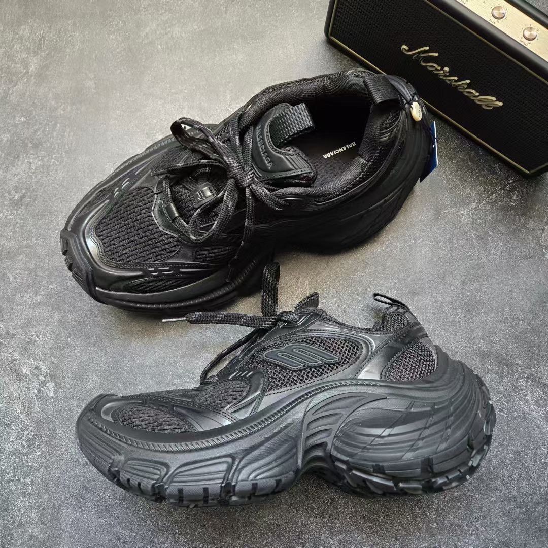 Balenciaga Balenciaga Black Lowtop Sneakers XL Men Size US 10 / EU 43 - 3 Thumbnail