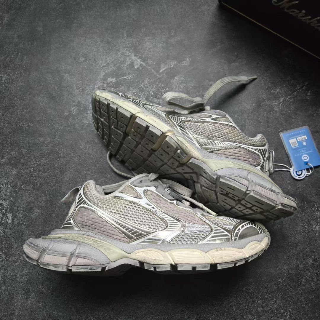 Balenciaga Balenciaga Beige Lowtop Sneakers XXXL Women Size US 8 / IT 38 - 8 Thumbnail