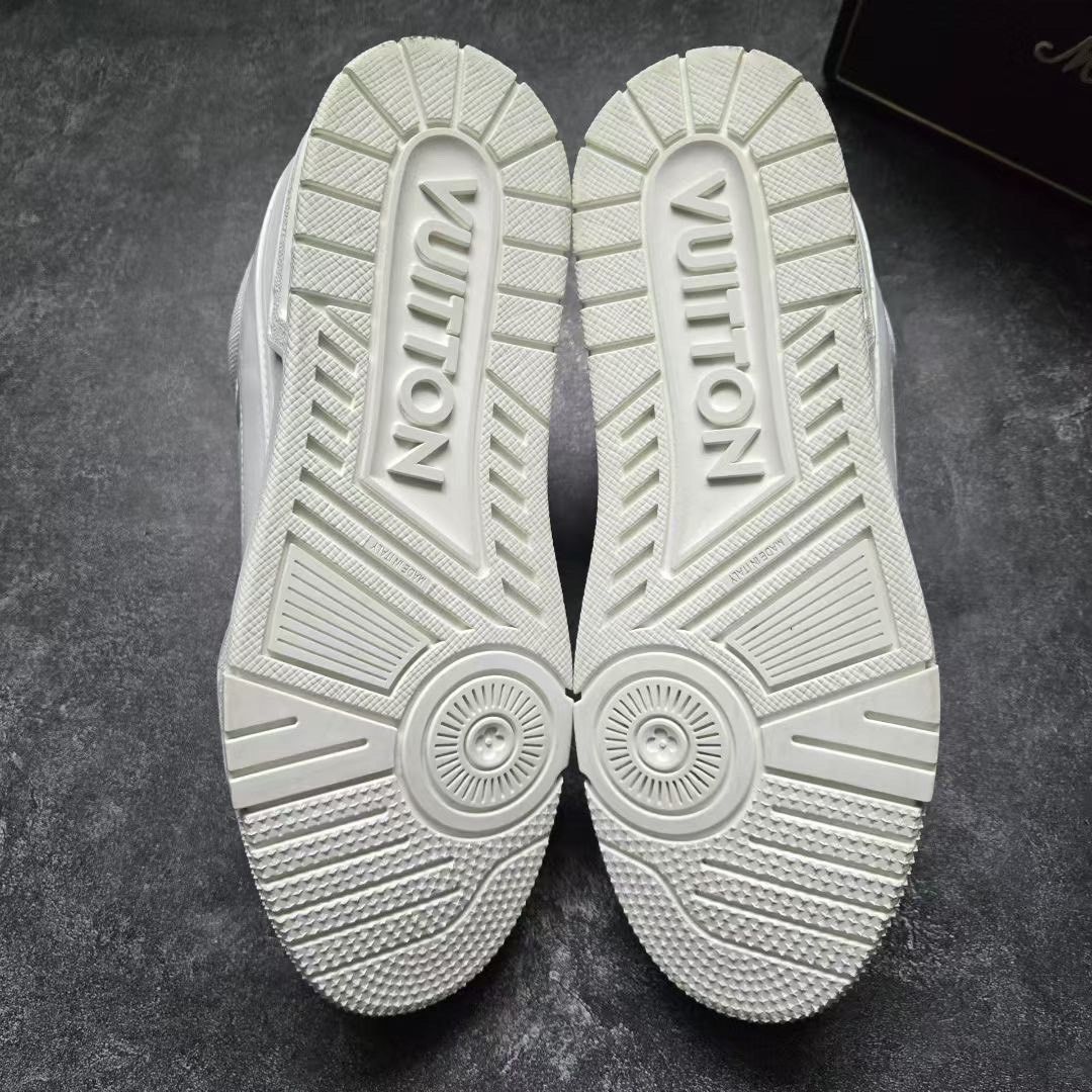 Louis Vuitton Louis Vuitton Training White Lowtop Sneakers 41 Men Size US 8.5 / EU 41-42 - 7 Thumbnail