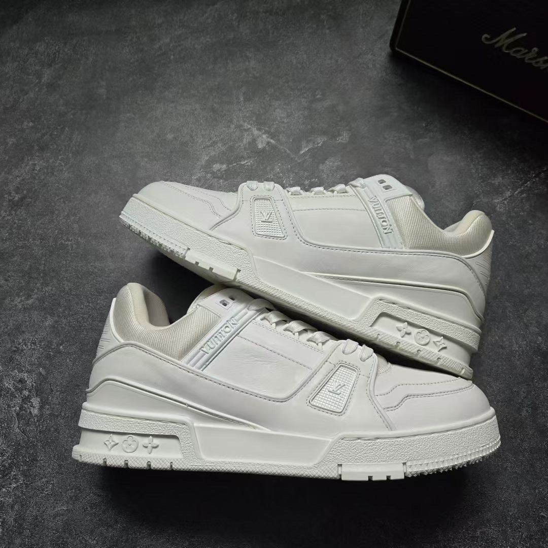 Louis Vuitton Louis Vuitton Training White Lowtop Sneakers 41 Men Size US 8.5 / EU 41-42 - 8 Thumbnail