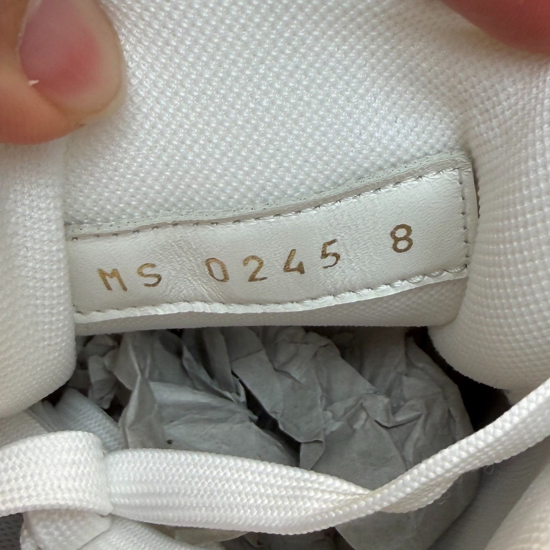 Louis Vuitton Louis Vuitton Training White Lowtop Sneakers 42 Men Size US 9 / EU 42 - 7 Thumbnail