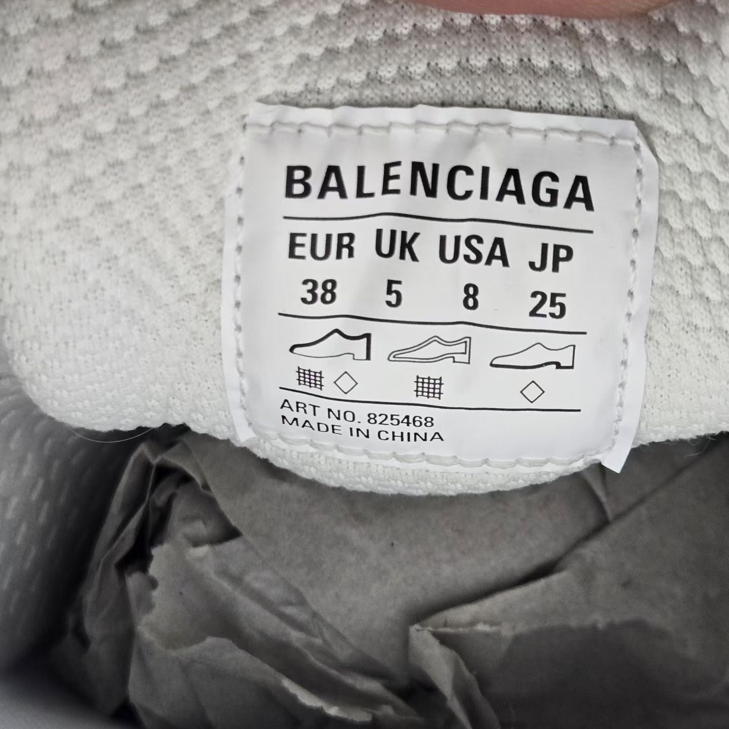 Balenciaga Balenciaga Lowtop Sneakers XXXL Women Size US 8 / IT 38 - 5 Thumbnail