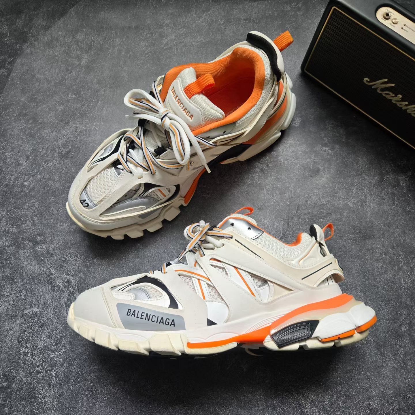 Balenciaga Balenciaga White Lowtop Sneakers 42 Men Size US 9 / EU 42 - 4 Thumbnail