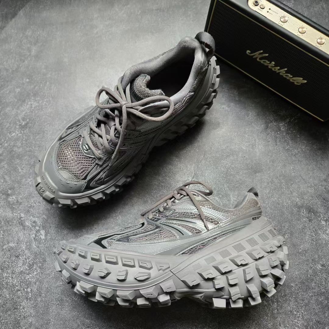 Balenciaga Balenciaga Gray Lowtop Sneakers 42 Men Size US 9 / EU 42 - 4 Thumbnail