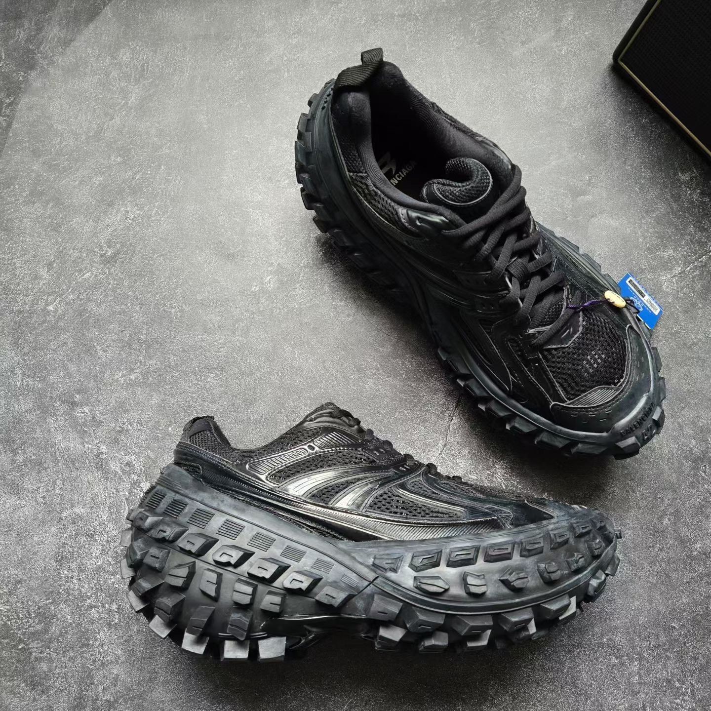 Balenciaga Balenciaga Black Lowtop Sneakers 42 Men Size US 9 / EU 42 - 6 Thumbnail