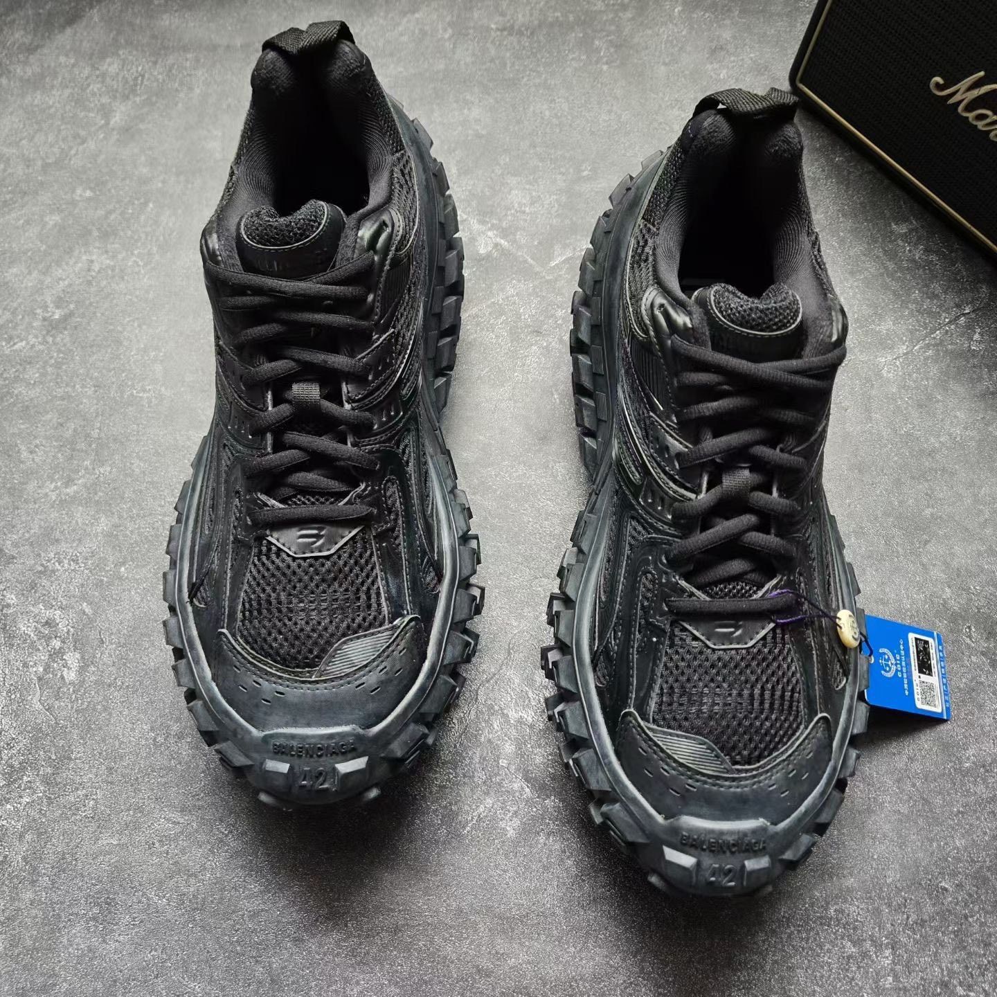 Balenciaga Balenciaga Black Lowtop Sneakers 42 Men Size US 9 / EU 42 - 2 Thumbnail