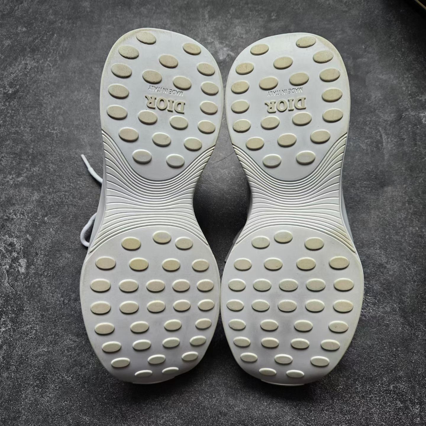 Dior Dior White Lowtop Sneakers 25 Women Size US 8 / IT 38 - 7 Thumbnail