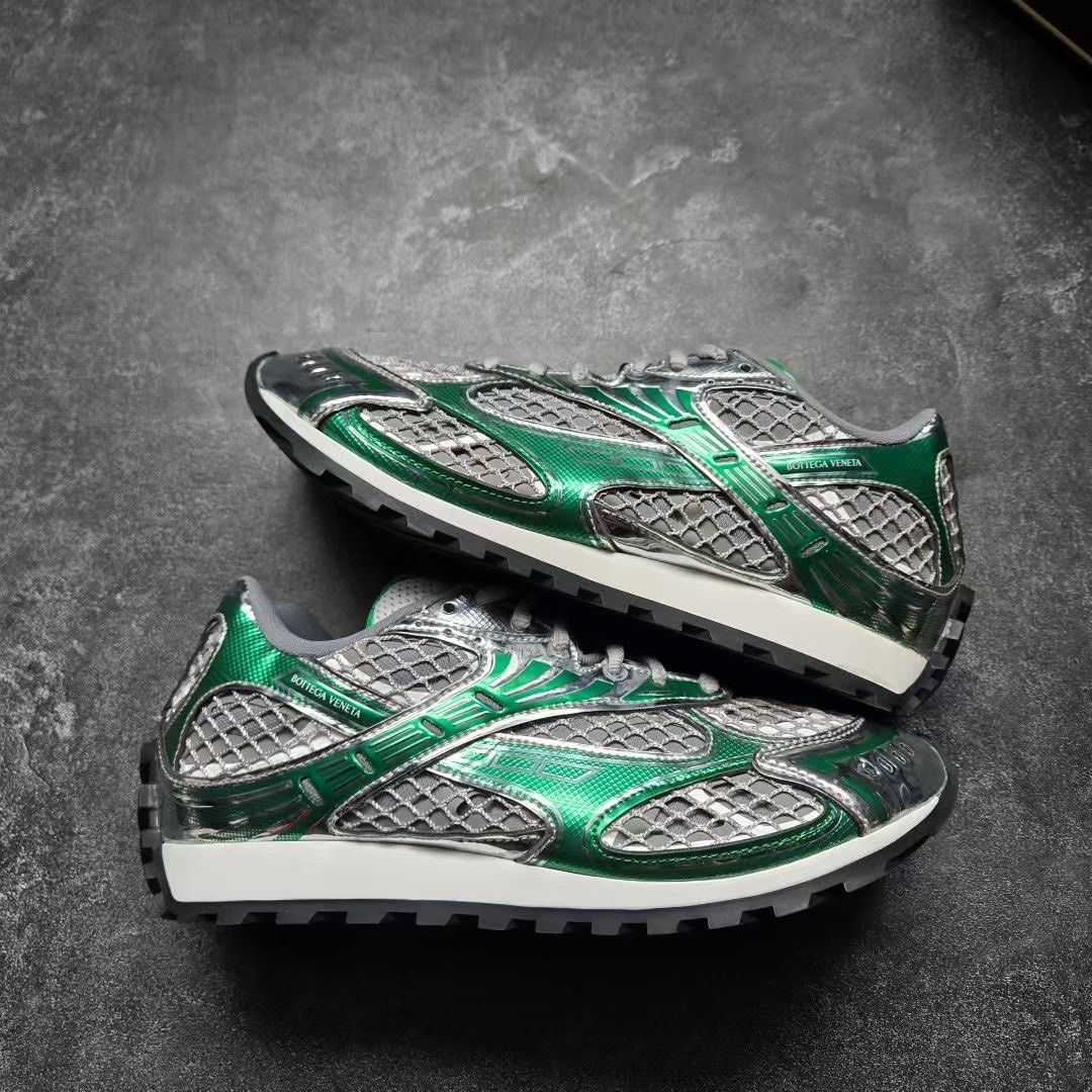Bottega Veneta Bottega Veneta Green Lowtop Sneakers 38 Women Size US 7.5 / IT 37.5 - 8 Thumbnail