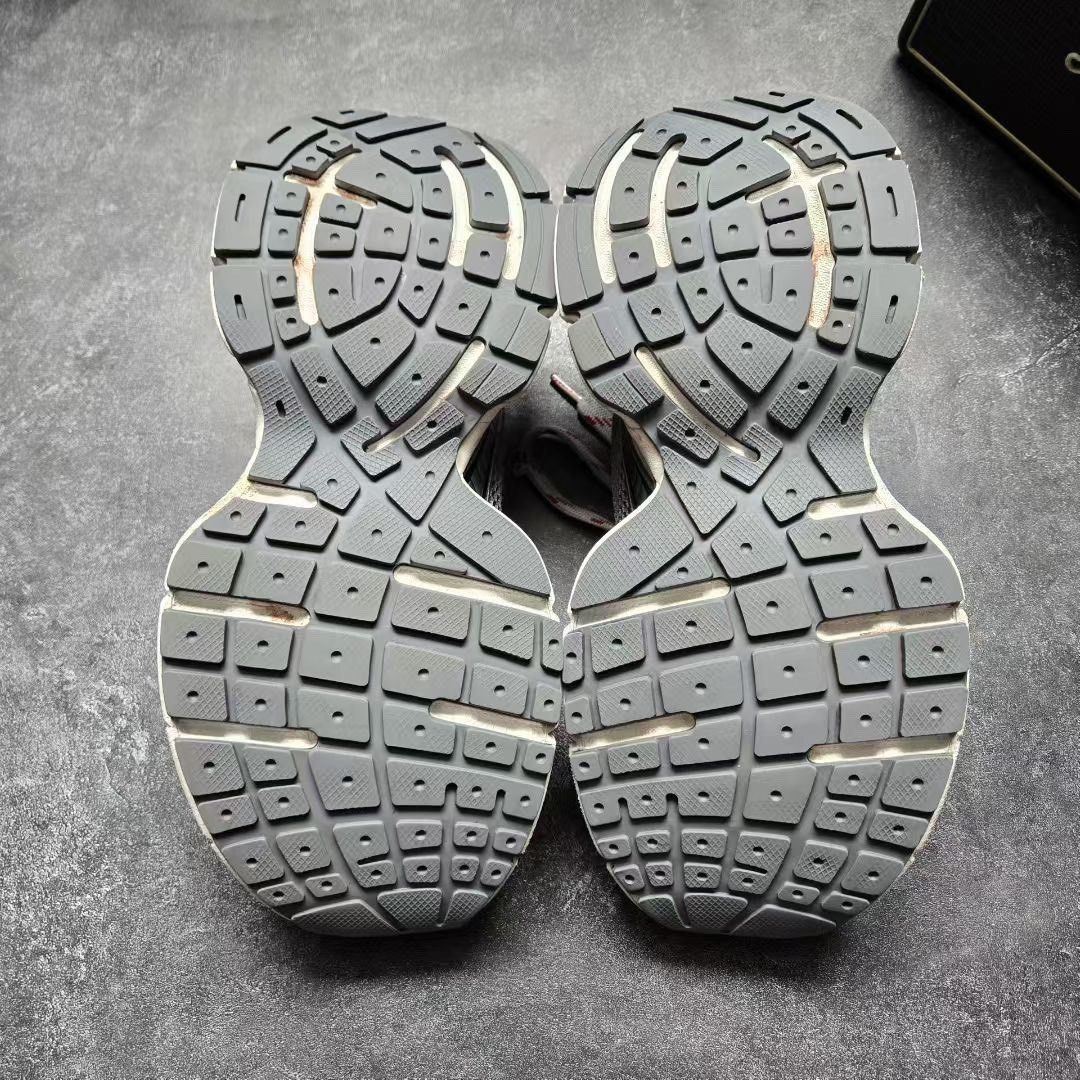 Balenciaga Balenciaga Silver Sandals XXXL Men Size US 10 / EU 43 - 7 Thumbnail