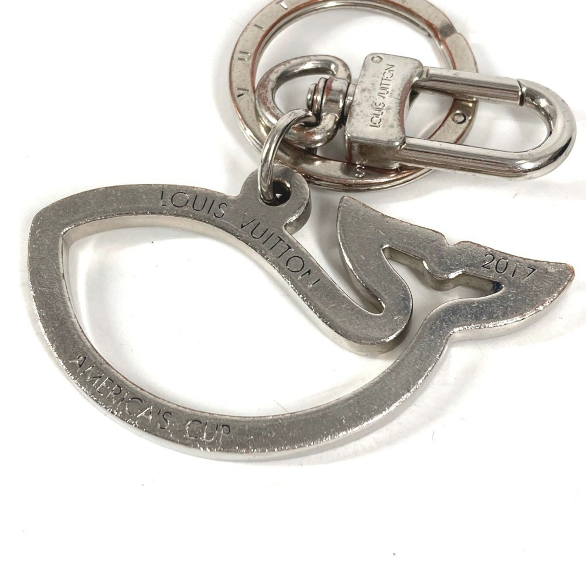 Louis Vuitton LOUIS VUITTON M61936 America's Cup Portefeuille Barenne Accessory Bag Charm Whale Keychain Metal Men's Women's Silver Size ONE SIZE - 3 Thumbnail