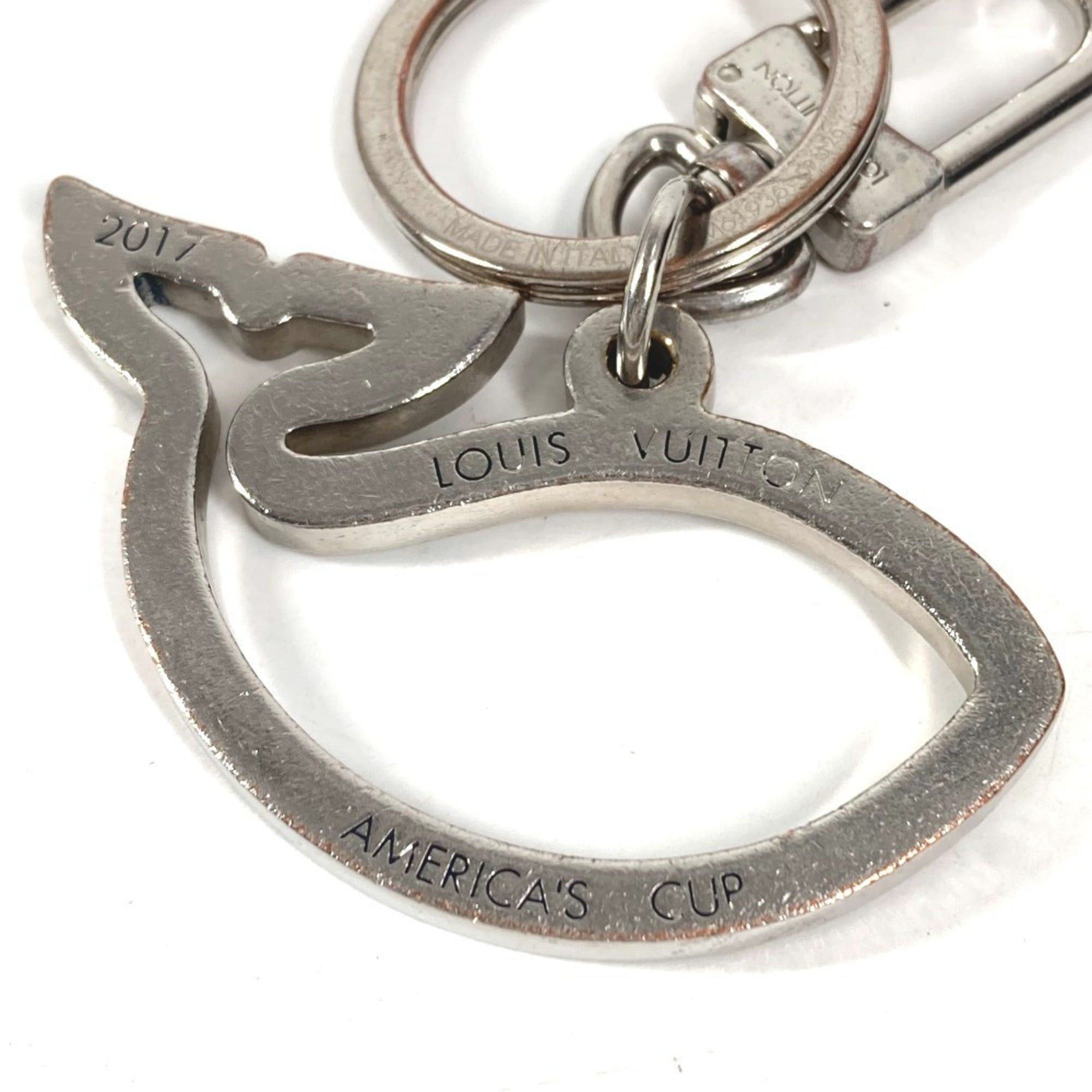 Louis Vuitton LOUIS VUITTON M61936 America's Cup Portefeuille Barenne Accessory Bag Charm Whale Keychain Metal Men's Women's Silver Size ONE SIZE - 2 Thumbnail