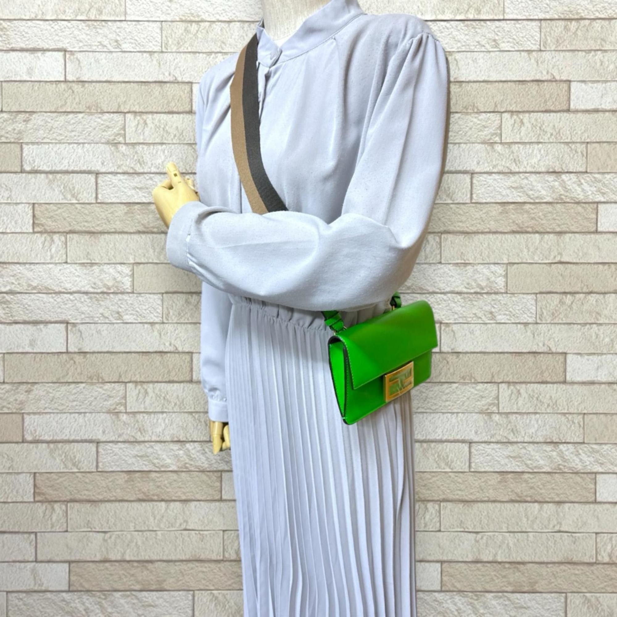 Fendi Fendi Flat Baguette Shoulder Bag, Leather 8BS039, Green, Women's, FENDI, Used Size ONE SIZE - 2 Thumbnail