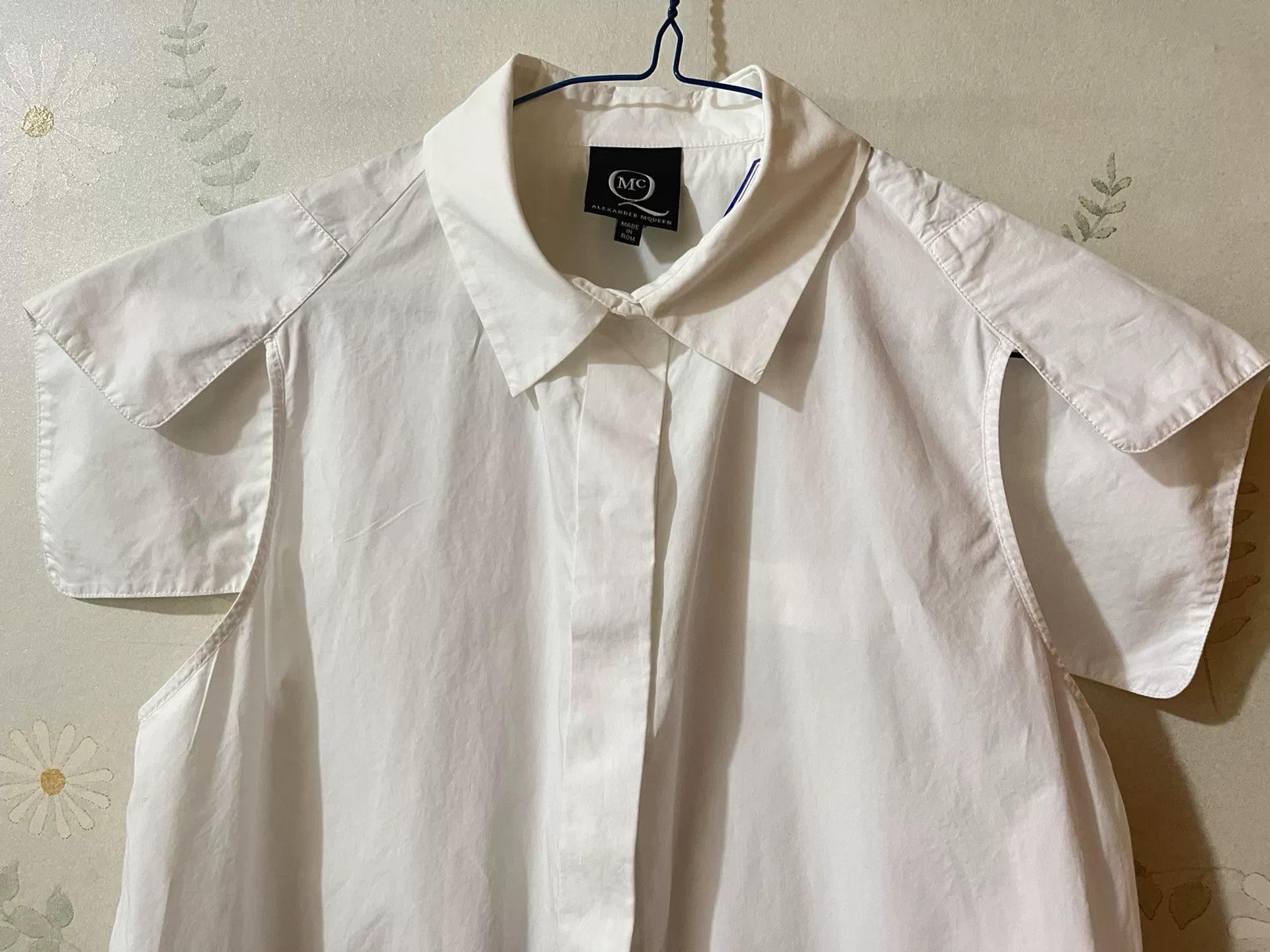 Alexander McQueen Alexander McQueen Women's White Sleeveless Shirt Size S / US 4 / IT 40 - 3 Thumbnail