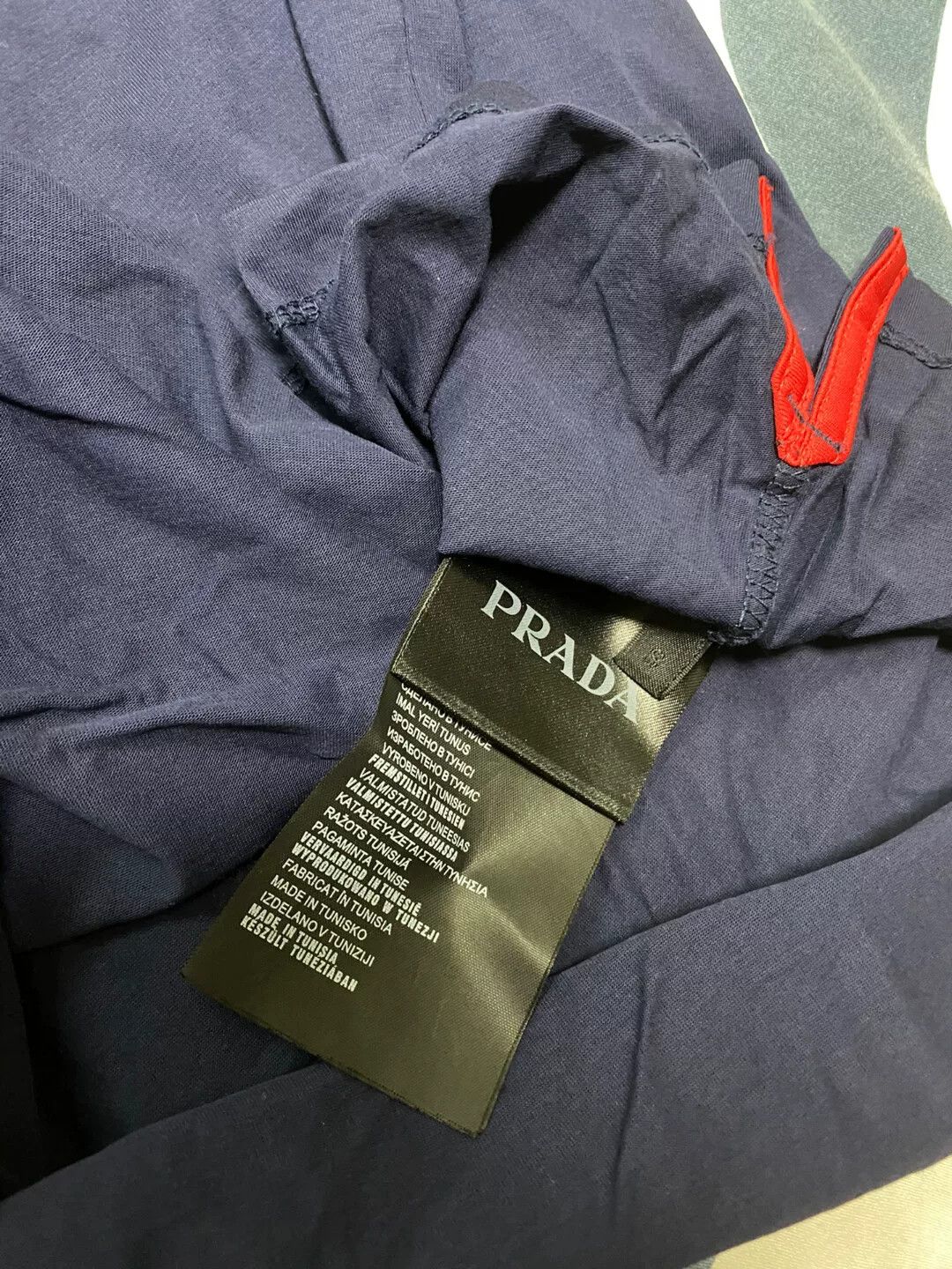 Prada Prada Spliced Pocket Short-Sleeve Top Size US S / EU 44-46 / 1 - 4 Thumbnail