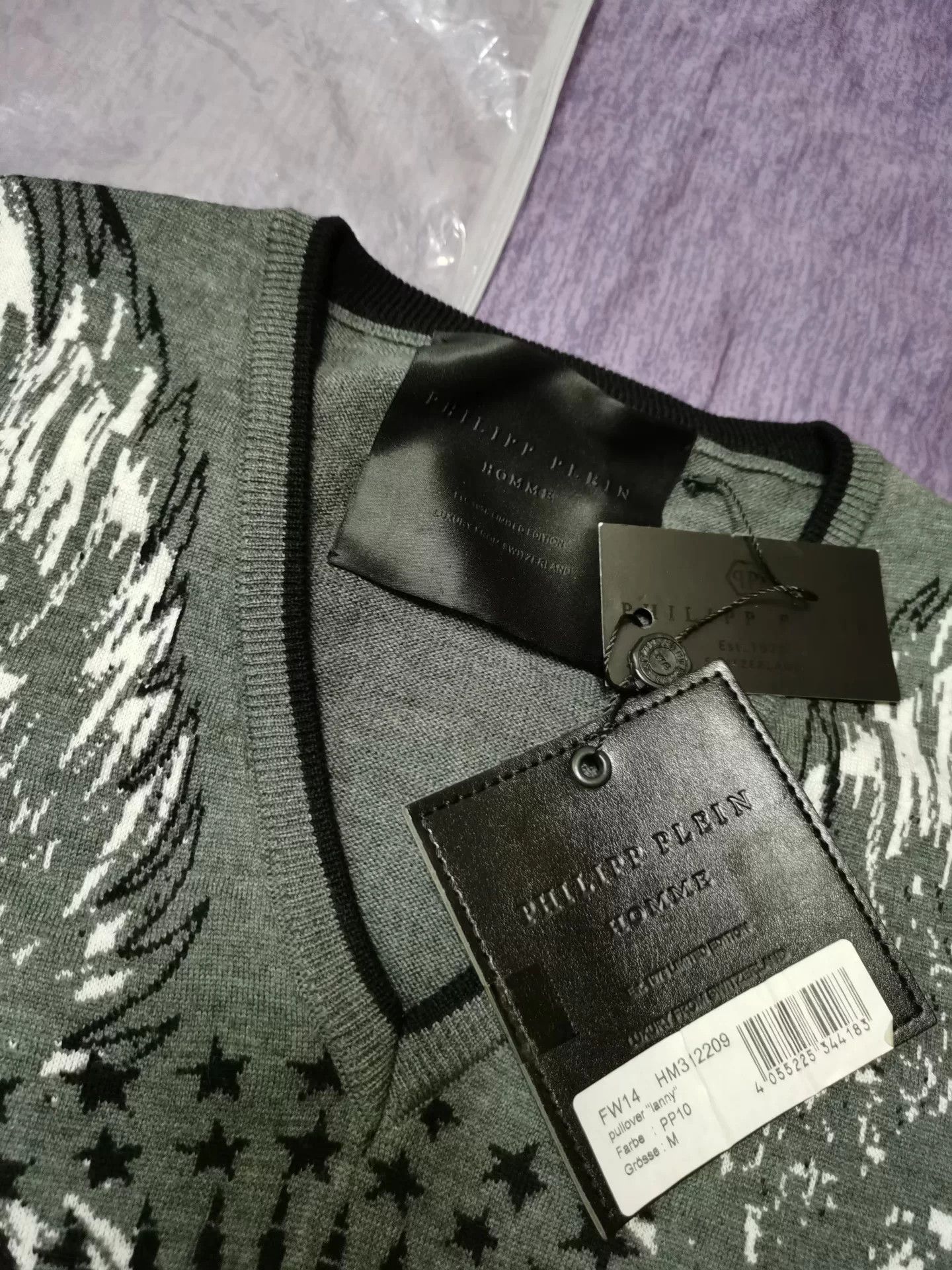 Philipp Plein Philipp Plein PP Skull V-Neck Wool Sweater Size US M / EU 48-50 / 2 - 3 Thumbnail