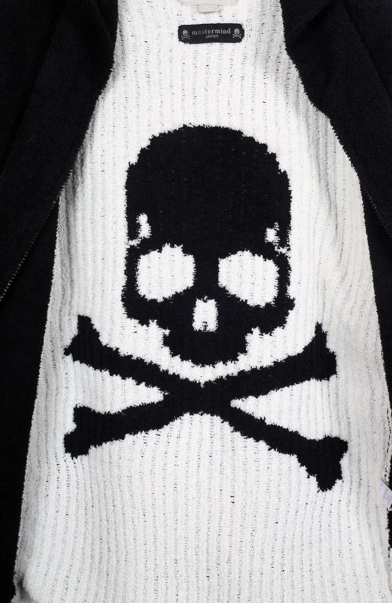Mastermind Japan Black Skull Print Hoodie with Striped Sleeves Size L Size US L / EU 52-54 / 3 - 6 Thumbnail