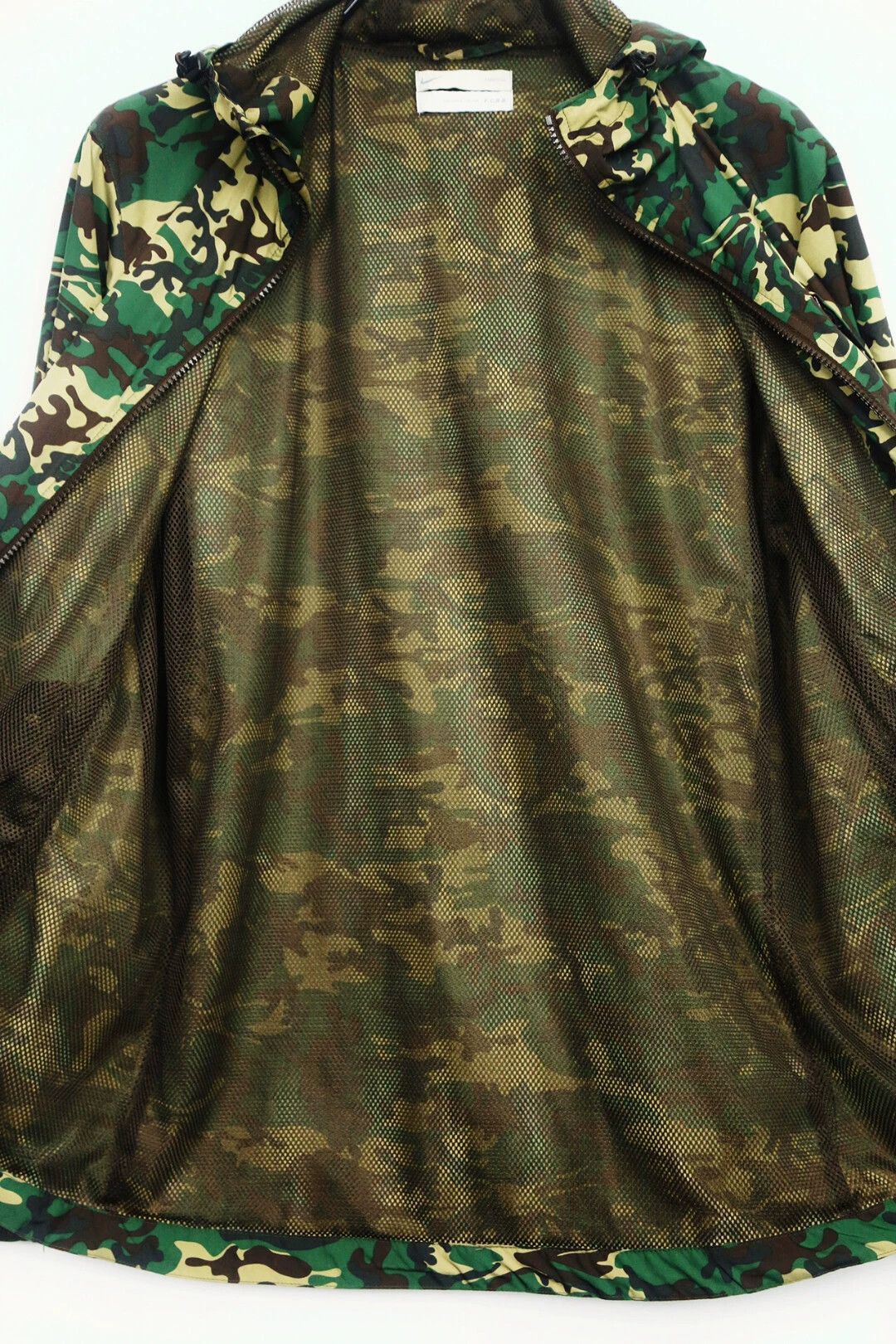 Mastermind Japan Green Camouflage Hooded Jacket Size M Size US M / EU 48-50 / 2 - 7 Thumbnail