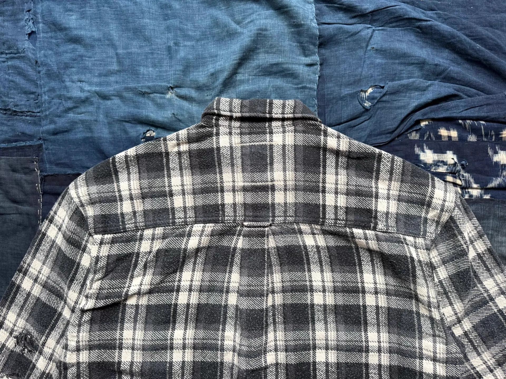 Madness Plaid Long Sleeve Button-Up Shirt Size US L / EU 52-54 / 3 - 5 Thumbnail