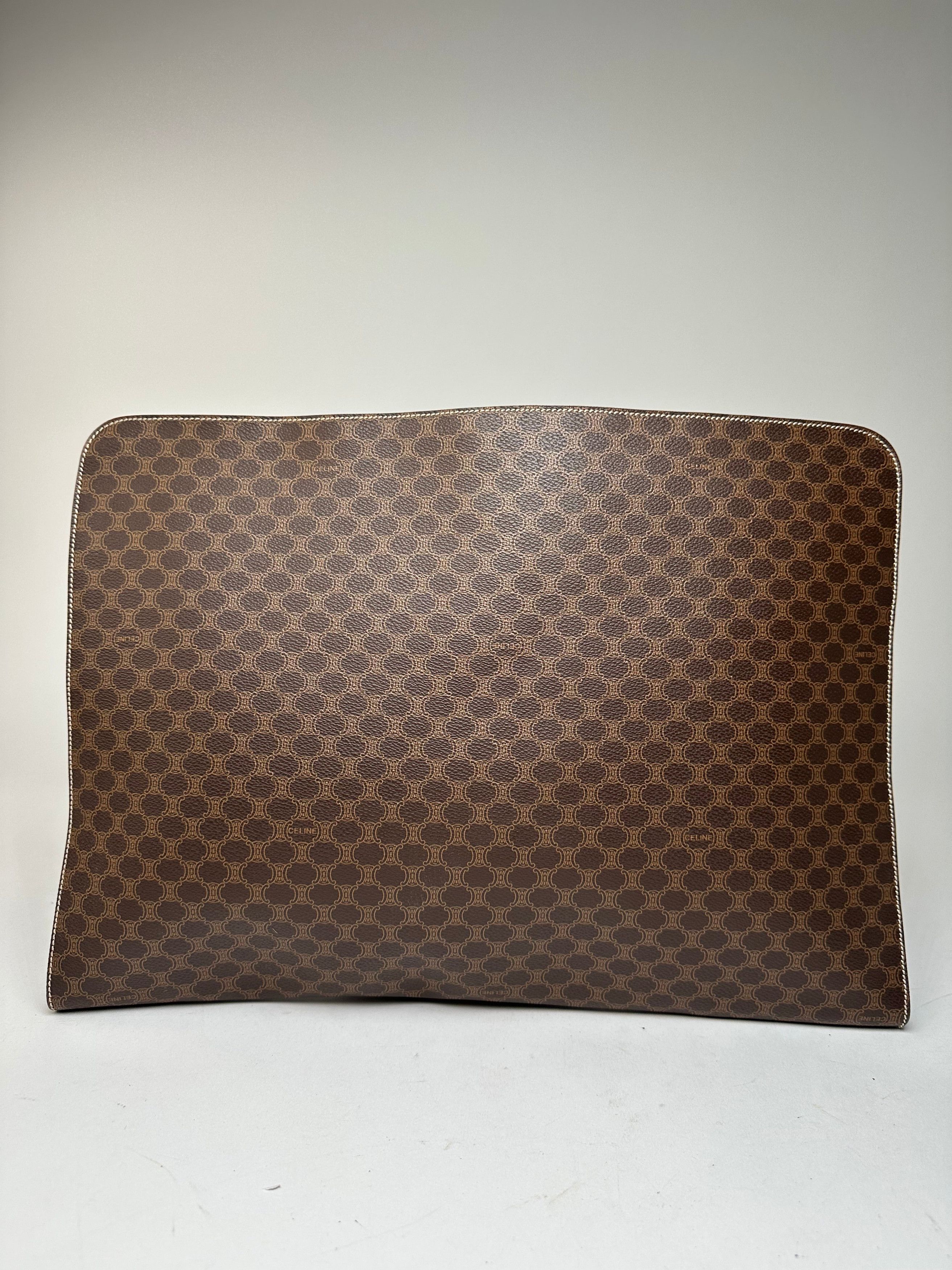 Celine Vintage Paris Triomphe Monogram Leather Clutch Brown Size ONE SIZE - 8 Thumbnail