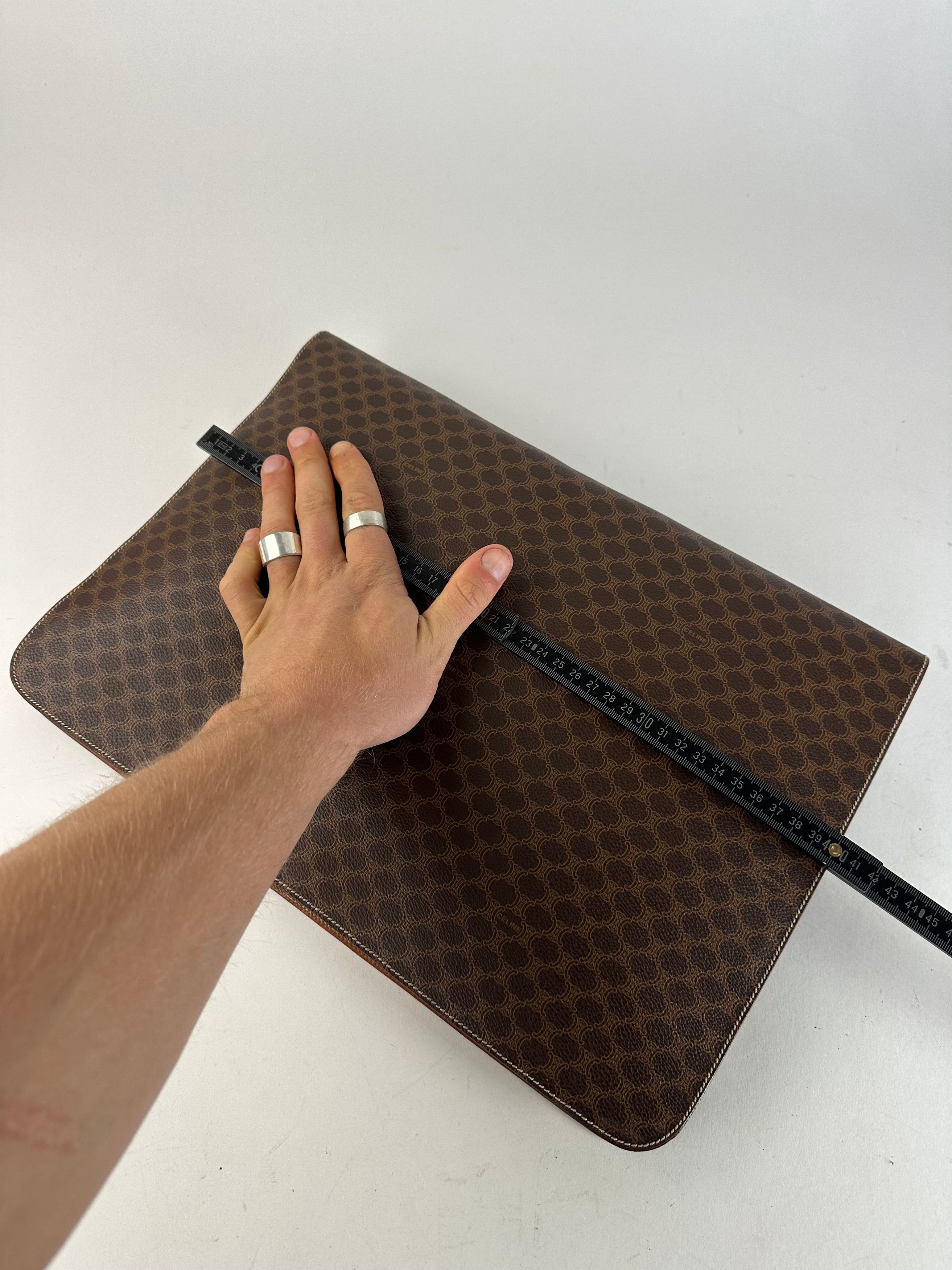 Celine Vintage Paris Triomphe Monogram Leather Clutch Brown Size ONE SIZE - 9 Thumbnail