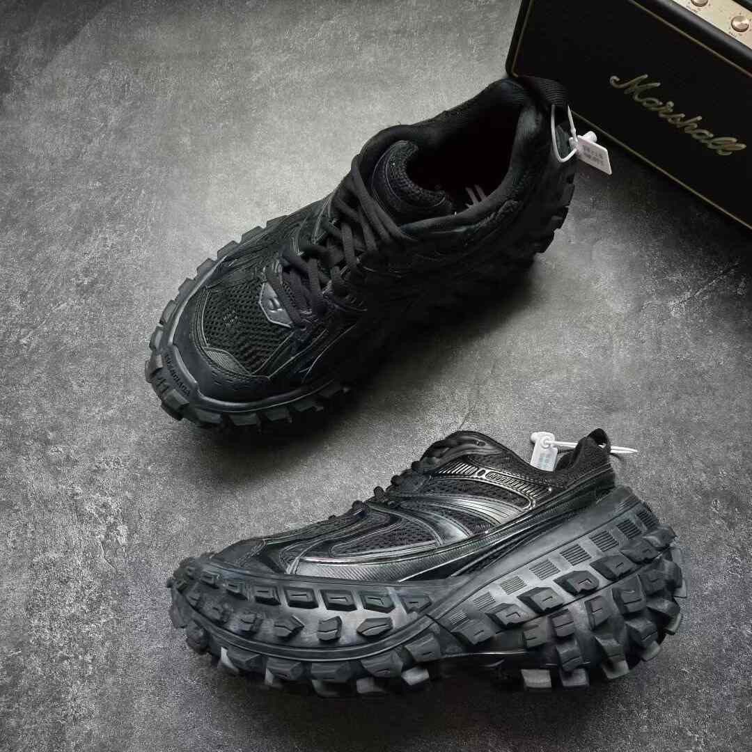 Balenciaga Balenciaga Black Lowtop Sneakers 41 Men Size US 8.5 / EU 41-42 - 4 Thumbnail