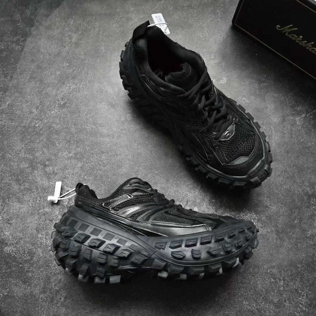 Balenciaga Balenciaga Black Lowtop Sneakers 41 Men Size US 8.5 / EU 41-42 - 6 Thumbnail