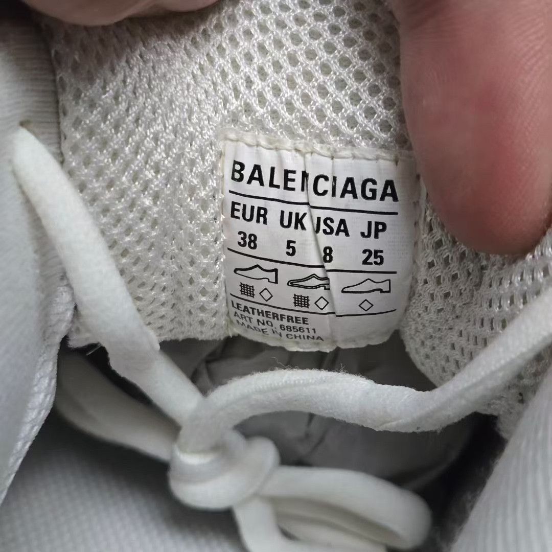 Balenciaga Balenciaga Black Lowtop Sneakers 38 Women Size US 7.5 / IT 37.5 - 4 Thumbnail