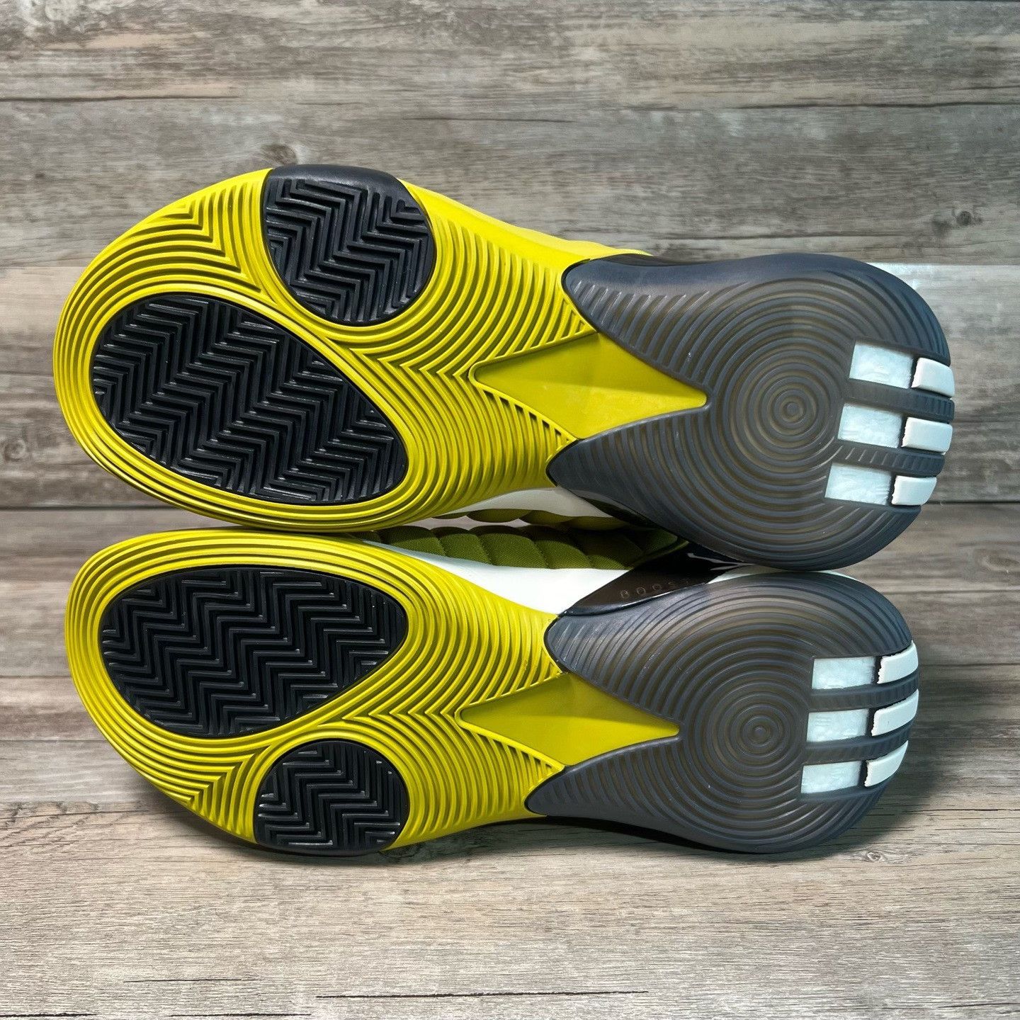Adidas Adidas Yellow Lowtop Sneakers 42 Men Size US 9 / EU 42 - 6 Thumbnail