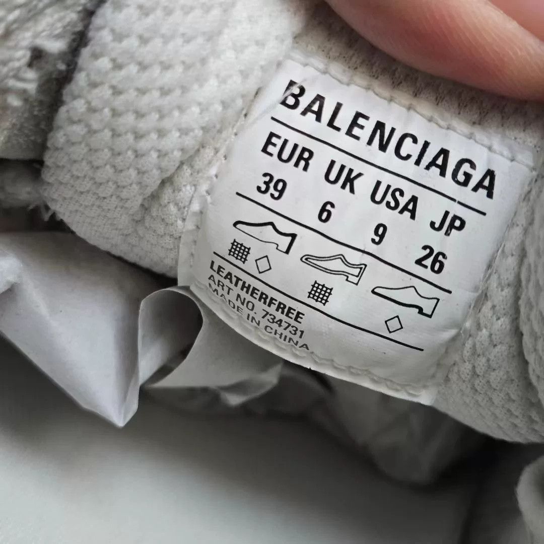 Balenciaga Balenciaga Silver Lowtop Sneakers XXXL Women Size US 8 / IT 38 - 5 Thumbnail
