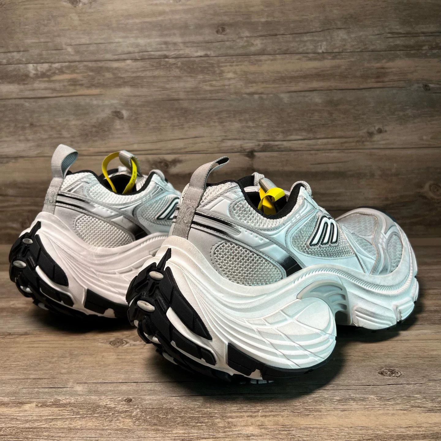 Balenciaga Balenciaga Distressed Multi Lowtop Sneakers XL Men Size US 10 / EU 43 - 3 Thumbnail