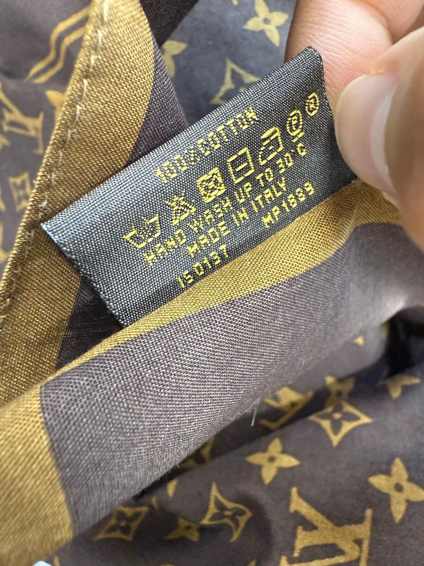 Louis Vuitton Louis Vuitton Collab Brown Scarf M Men Size ONE SIZE - 4 Thumbnail