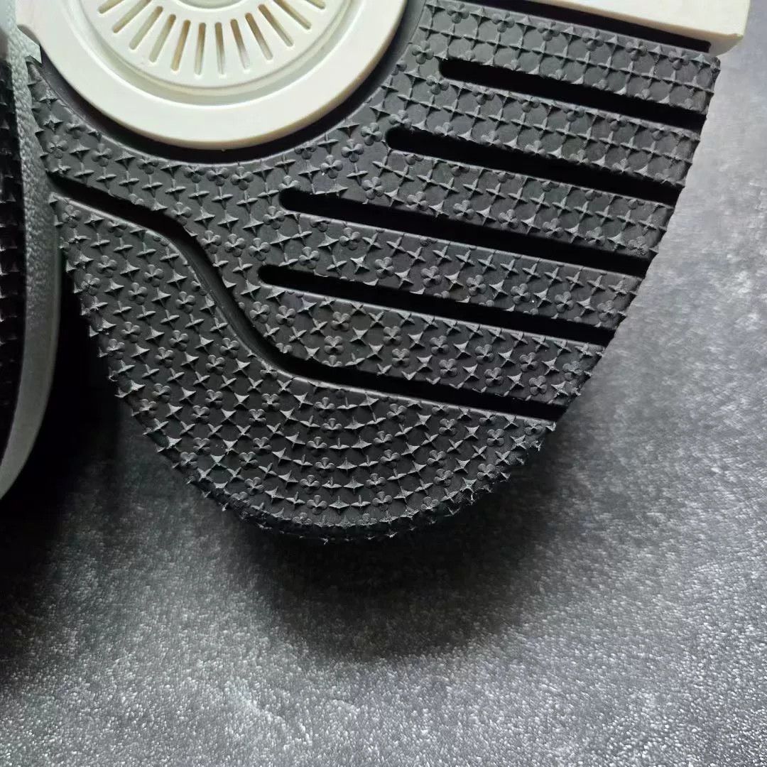 Louis Vuitton Louis Vuitton Training Black Lowtop Sneakers 41 Men Size US 8.5 / EU 41-42 - 7 Thumbnail
