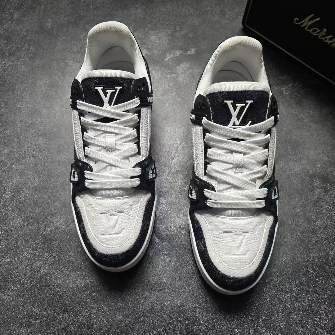 Louis Vuitton Louis Vuitton Training Black Lowtop Sneakers 41 Men Size US 8.5 / EU 41-42 - 2 Thumbnail