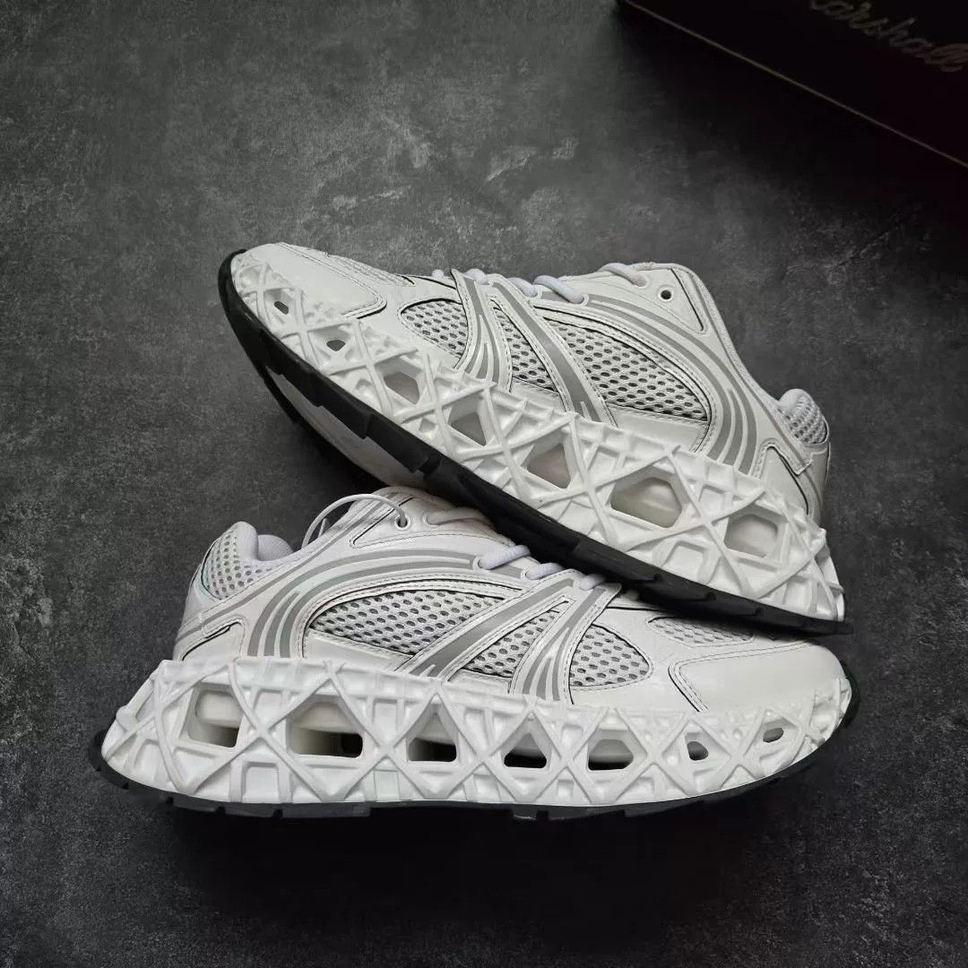 Dior Dior White Lowtop Sneakers 35 Men Size US 5 / EU 37 - 2 Thumbnail