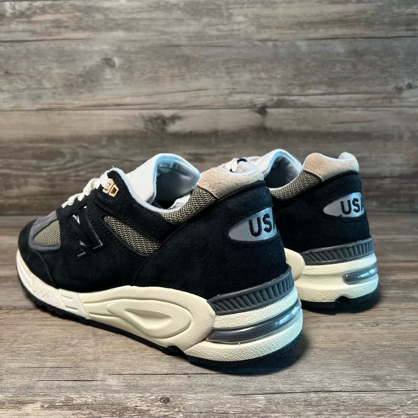 New Balance New Balance Black Lowtop Sneakers M Men Size US 10 / EU 43 - 4 Thumbnail