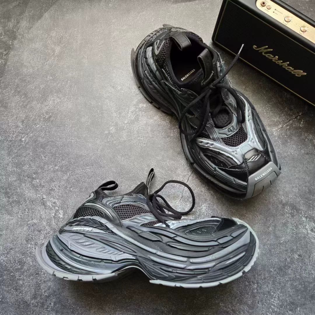 Balenciaga Balenciaga Gray Lowtop Sneakers XL Men Size US 10 / EU 43 - 5 Thumbnail