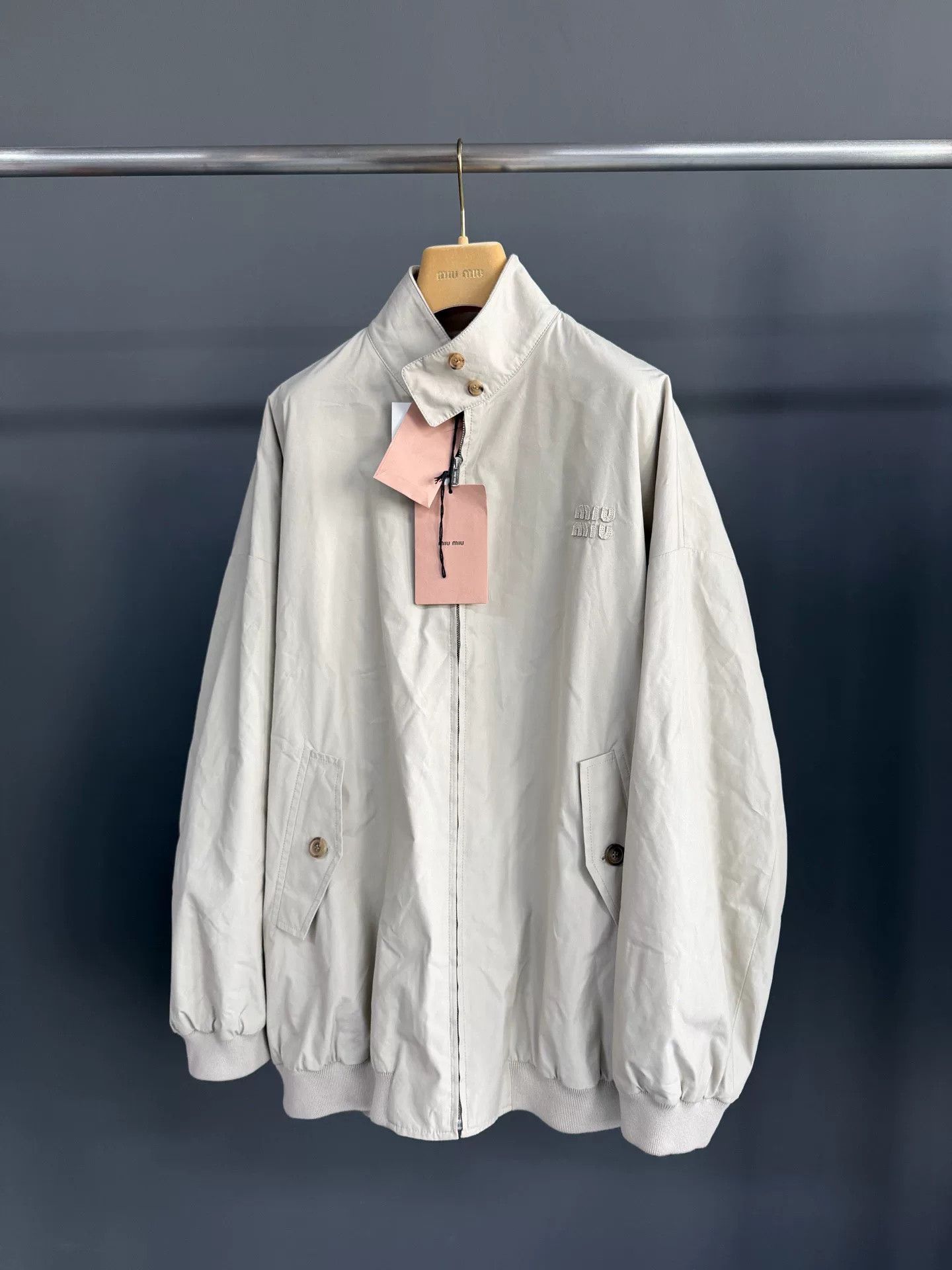 Miu Miu Miu Miu Oversized Gray Item 44 Women Size XL / US 12-14 / IT 48-50 - 2 Thumbnail