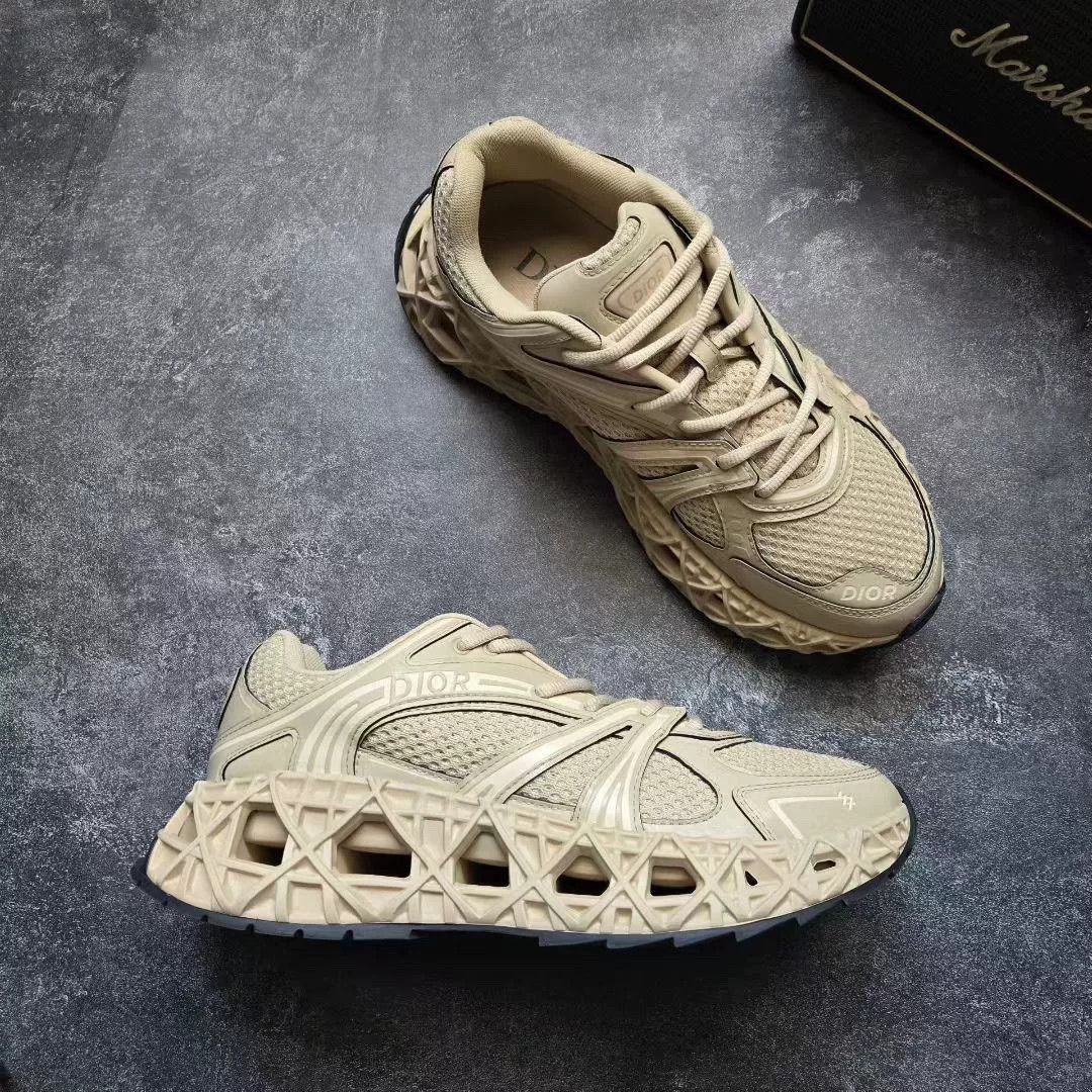 Dior Dior Beige Lowtop Sneakers 35 Men Size US 5 / EU 37 - 5 Thumbnail