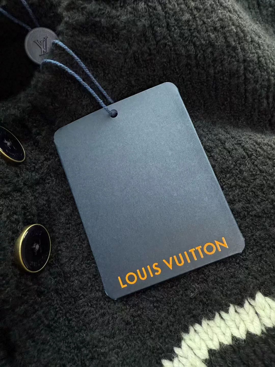 Louis Vuitton Louis Vuitton Retro Black Sweater M Men Size US M / EU 48-50 / 2 - 2 Thumbnail