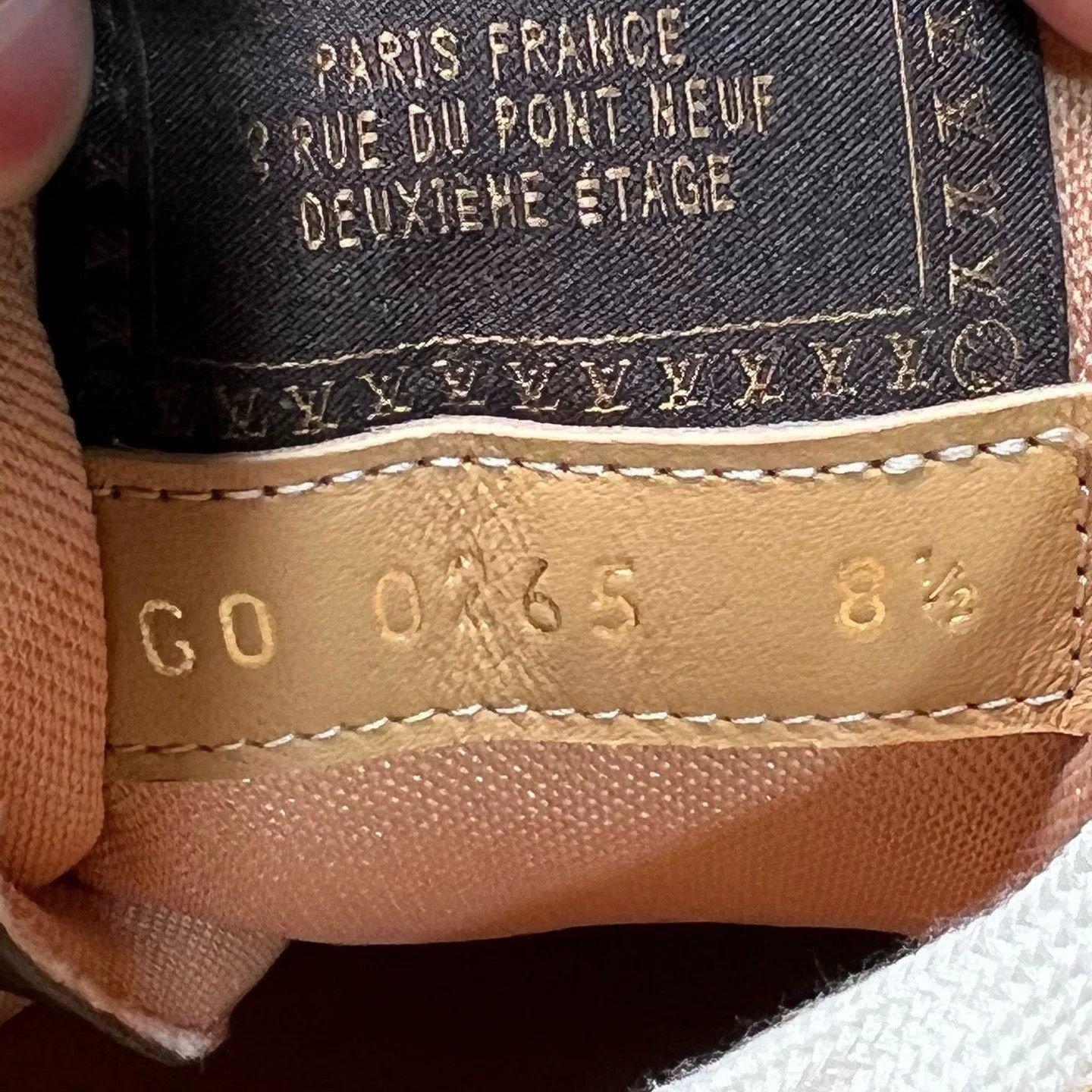 Louis Vuitton Louis Vuitton Collab Brown Lowtop Sneakers 8.5 Men Size US 8.5 / EU 41-42 - 7 Thumbnail