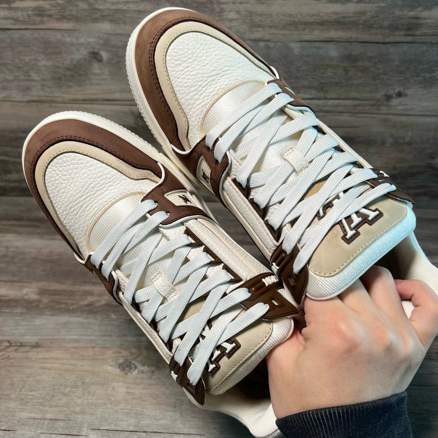 Louis Vuitton Louis Vuitton Training White Lowtop Sneakers 41 Men Size US 8.5 / EU 41-42 - 5 Thumbnail