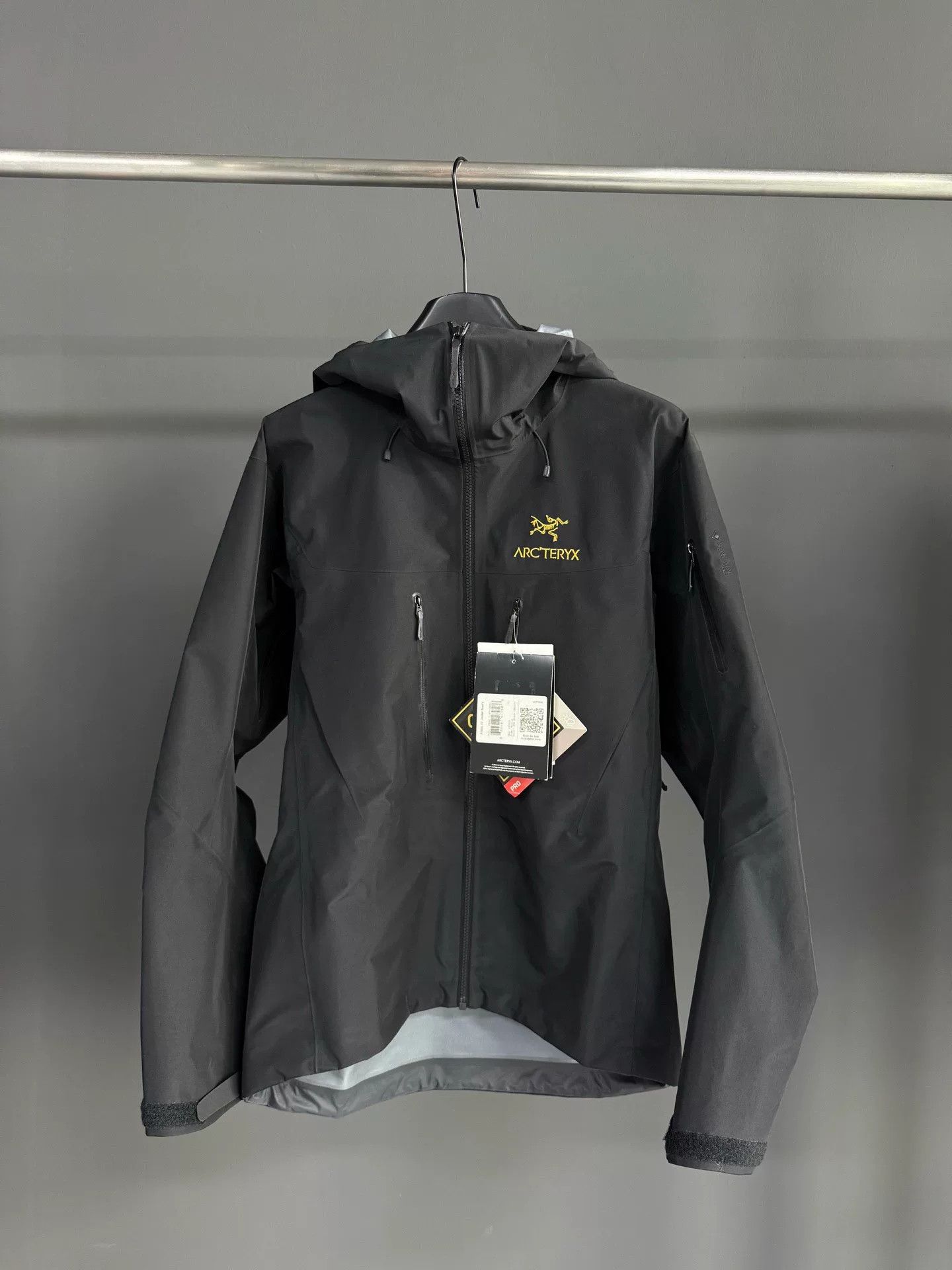 Arc'teryx Arc'teryx Black Light Jacket M Men Size US M / EU 48-50 / 2 - 2 Thumbnail